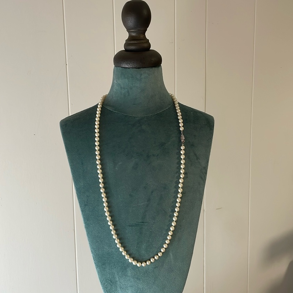 Pearl strand